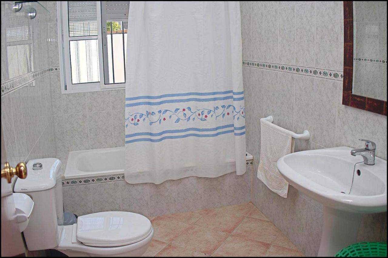 Chalet Con Piscina Privada コニル・デ・ラ・フロンテラ エクステリア 写真